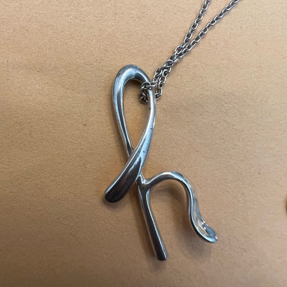 Tiffany and Co. Elsa Peretti ‘h’ initial necklace - Picture 2 of 8